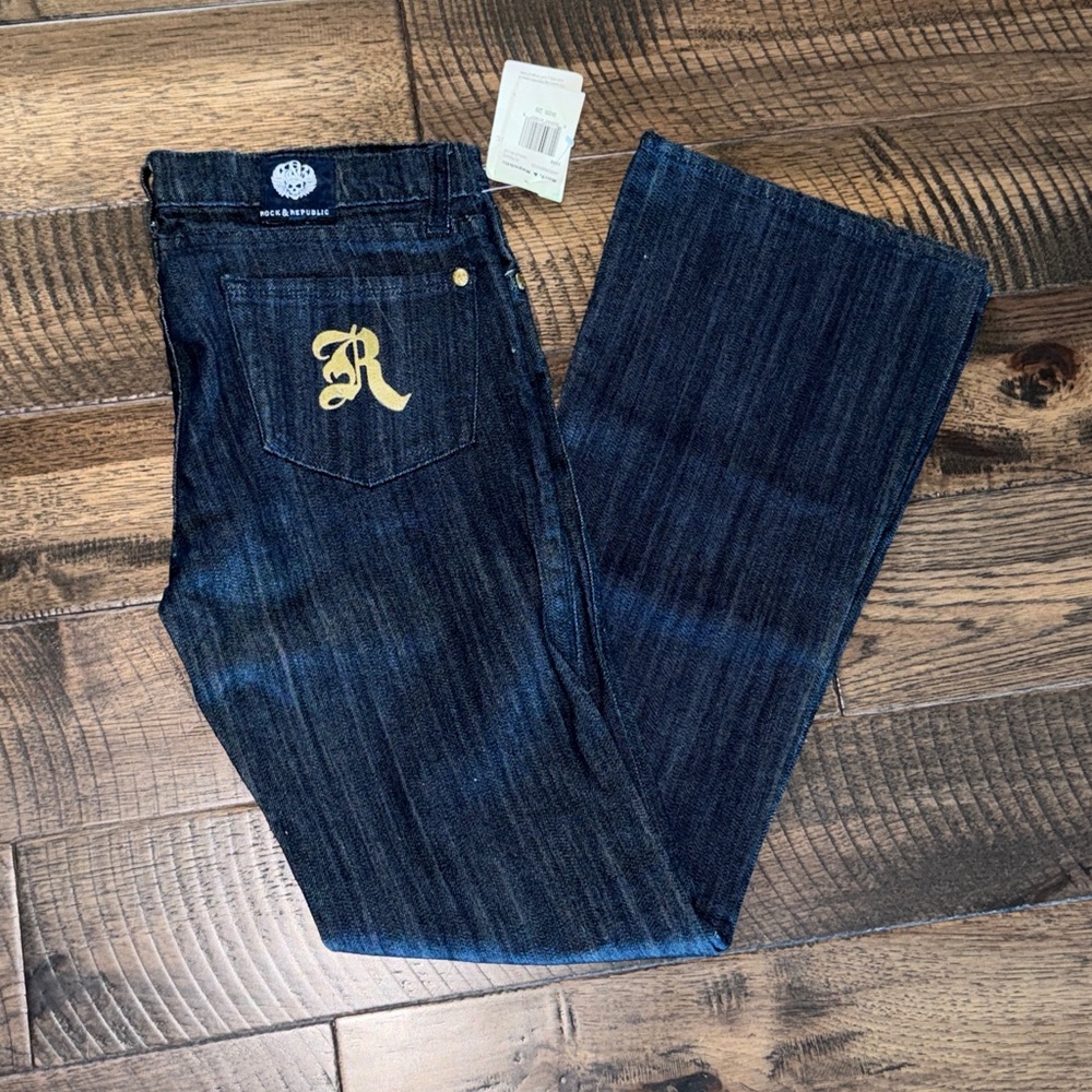 ROCK & REPUBLIC NWT dark washed bootcut jeans 28